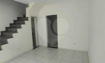 Imagem: Condomínio com 2 quartos para locação