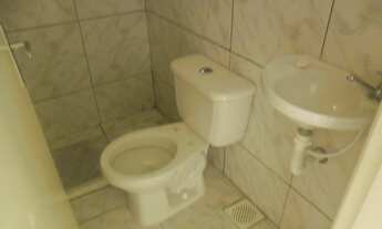 Imagem 2: Apartamento com 2 dormitórios para alugar, 40 m² por R$ 450,00/mês - Campo Grande - Rio de