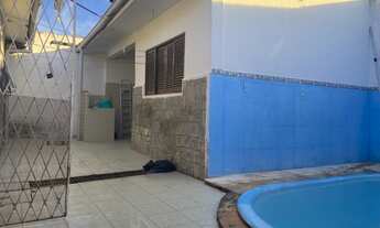 Imagem 3: Casa com piscina reformada e projetada no jardim 13 de Maio