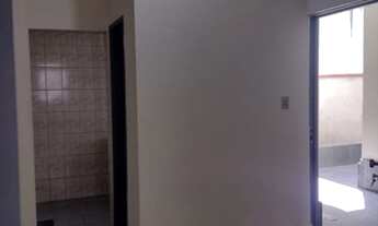 Imagem 6: Casa de um quarto em avenida familiar