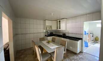 Imagem 3: ATENÇÃO! URGENTE! Linda casa 4 Quartos! Cond.Fechado! 270m²! Suíte! Localização Privilegia