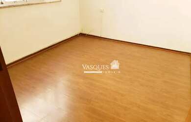 Imagem 4: 2 quartos com elevador e garagem na Várzea