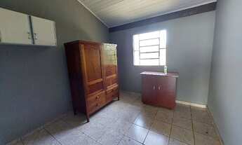 Imagem 4: Casa com 2 dormitórios para alugar, 80 m² por R$ 800,00/ano - Monte Verde - Ibiporã/PR