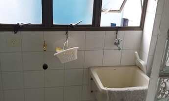 Imagem 2: Apartamento com 1 dormitório, sala, cozinha, banheiro, área de serviço, 1 vaga garagem