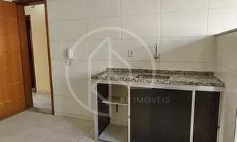 Imagem 6: Bairro Santos Dumont / Apartamento com 2 quartos e garagem / Perto do Bahamas Mix