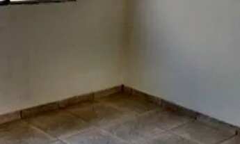 Imagem 3: Casa com três quartos, sala, cozinha, banheiro, DCE, área de tanque, Uma vaga para carro