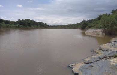 Imagem 4: Vende-se terreno na margens do Rio Poty