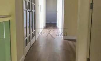 Imagem 3: Casa de condomínio para aluguel tem 309 metros quadrados com 4 quartos