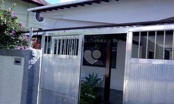 Imagem 2: Casa com 4 dormitórios à venda, 240 m² por R$ 1.570.000,00 - São Francisco - Niterói/RJ