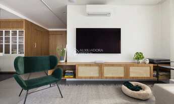 Imagem 2: Apartamento com 3 suítes bairro Menino Deus