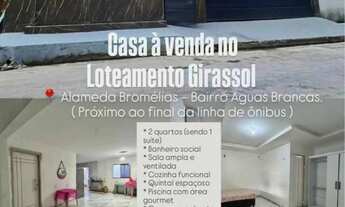 Imagem: Casa com piscina