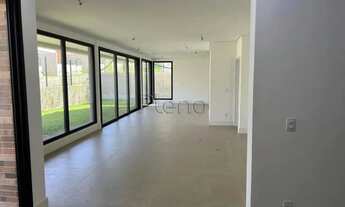 Imagem 2: Casa à venda em Campinas, Alphaville Dom Pedro, com 3 suítes, com 242.13 m²