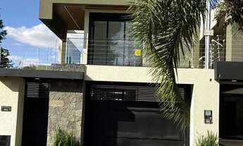 Imagem 2: Sobrado para venda tem 210 metros quadrados com 3 quartos em Jardim Atlântico - Goiânia