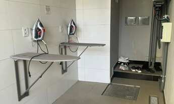 Imagem 7: Kitnet mobiliada e lavanderia inclusa no Bueno Residence