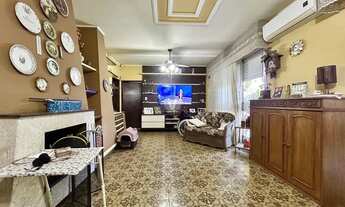 Imagem 6: Amplitude e conforto, desta casa de 4 dormitórios, piscina, localizada em Camobi