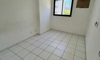 Imagem 4: Em Setúbal 110m2 03 quartos sendo 01 suíte, Varanda, ventilado com armários fixos. Próx ao