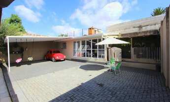 Imagem 3: Casa térrea com amplo terreno