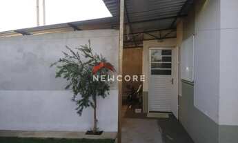 Imagem 2: Casa em Rua Roberto dos Santos - Residencial Professor Luiz Rossi (Padre Nóbrega) - Maríli