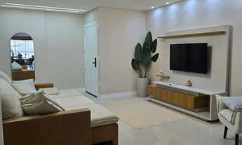 Imagem 2: Imóvel para aluguel possui 150 metros quadrados com 3 quartos em Meia Praia - Itapema - SC