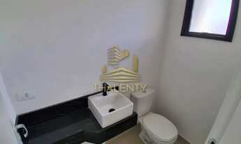 Imagem 7: Sobrado novo de frente para rua, localizado à uma quadra da Av. Fredolin Wolf