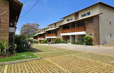 Imagem 2: Duplex para venda tem 130 metros quadrados com 2 quartos em Guarajuba (Monte Gordo) - Cama