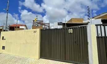 Imagem: Casa mobiliada com piscina, a 900 metros