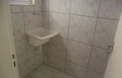 Imagem 5: Apartamento com 2 dormitórios para alugar, 40 m² por R$ 450,00/mês - Campo Grande - Rio de