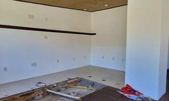 Imagem 5: Ótima casa comercial no Centro de Macaé, com salão anexo de aproximadamente 70m2 atrás da