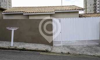 Imagem: Casa de rua-À VENDA-Núcleo Residencial