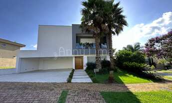 Imagem: Casa totalmente mobiliada com 4 amplas suítes