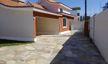 Imagem 5: Casa para venda tem 300 metros quadrados com 3 quartos em Novo Rio das Ostras - Rio das Os