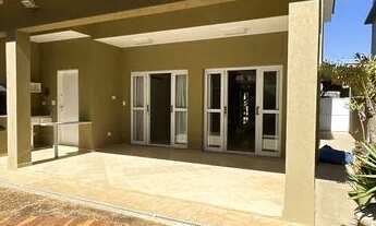 Imagem 5: Casa para aluguel e venda possui 300 metros quadrados com 4 suítes no Residencial 4