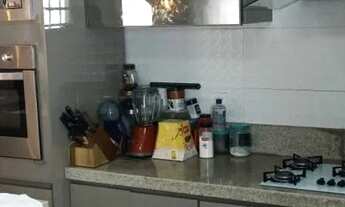 Imagem 4: ARNIQUEIRA: Capa de revista 2qtos, pisc/chursaq, 417m2, cond/localiz.top! quitd.terracap!