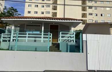 Imagem 3: Casa em ótima localização