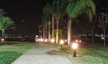 Imagem 2: Linda casa em Alphaville com 4 quartos sendo uma suíte