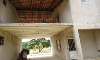 Imagem 3: Terreno 34.500m² com 40 chalés, quadra, área de camping playground, vestiário (inacabados