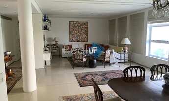 Imagem 1: Leblon 220m² Reformado e Decorado por Arquiteto!!