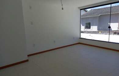 Imagem 4: Casa Duplex para locação 4/4 ( 3 suítes) Miragem/Buraquinho. R$3.500,00 com as taxas