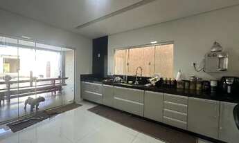 Imagem 5: Vendo Linda casa térrea com 4 quartos sendo 2 suítes com área de lazer top!