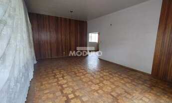 Imagem 3: CASA COMERCIAL / RESIDENCIAL para aluguel, 6 quartos, 1 suíte, 2 vagas, CENTRO - Uberlândi