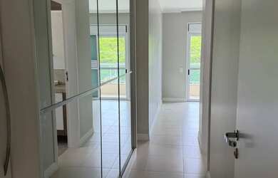 Imagem 11: Excelente apto de frente para o parque da luz com sala ampla com mesa de jantar com 8 cade