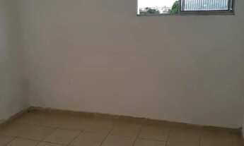 Imagem 6: Kitnetes 1/4 730 com Água/Luz incluso