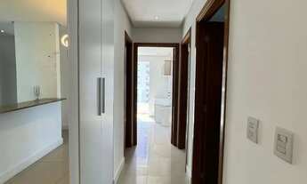 Imagem 5: Alugo Apartamento no Marco com 3 quartos, 2 vagas, andar alto, sacada gourmet no Ed. Uno T