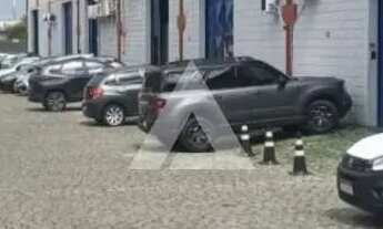 Imagem: Galpões em Buraquinho com 2.110m² à venda