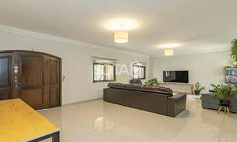 Imagem 2: CASA AMPLA COM ESPAÇO GOURMET E GARAGEM PARA 8 CARROS NO SEMINÁRIO Casa Ampla Com Espaço G