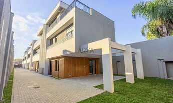 Imagem: Sobrado à venda em condomínio no Bacacheri