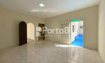 Imagem 6: Casa De 3 Dormitórios Para Locação Na Vila Santa Cruz - Próximo à Avenida Andaló