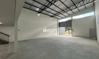 Imagem 2: Galpão Comercial disponível para Locação no bairro Planalto em Uberlândia-MG