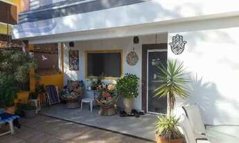 Imagem 3: Casa com piscina à venda Em Santa Rosa - Guarujá/SP