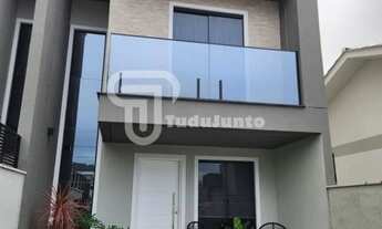 Imagem: Sobrado à venda no bairro Bela Vista em